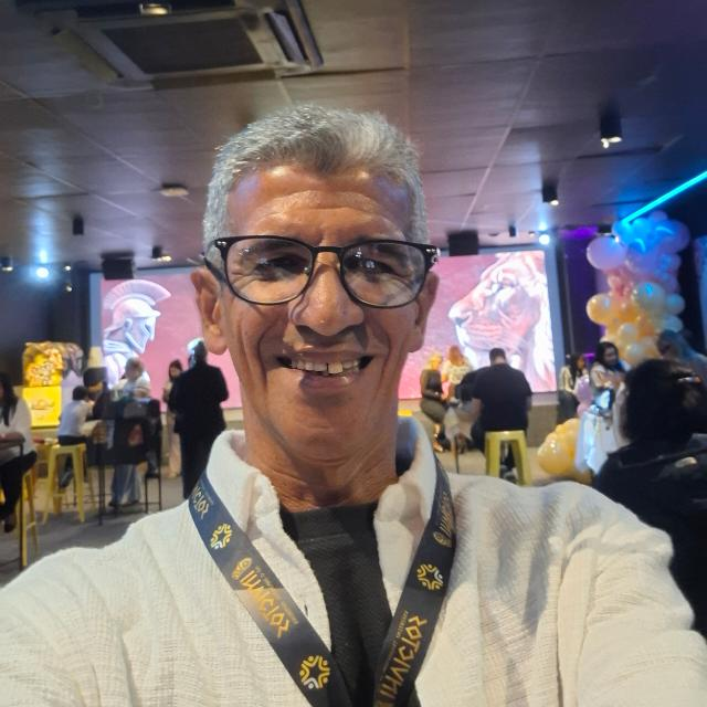 Professor Marcos Vinicius
